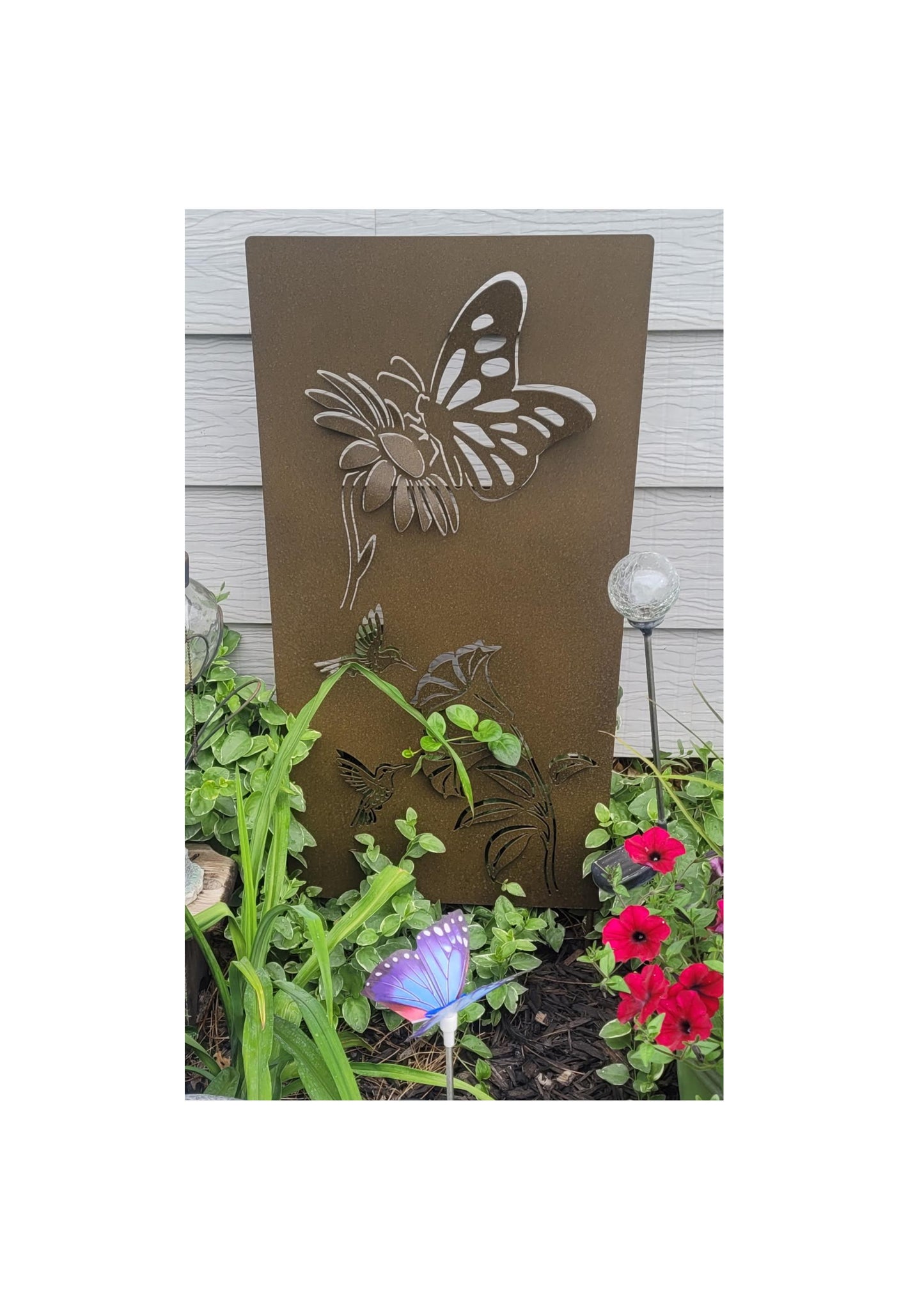 Rust powder coated garden panel with 3d effects